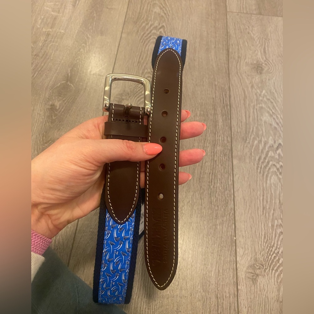 NWT Vineyard Vines Shark Week Belt